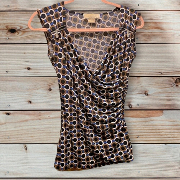 🌷 Michael Kors🌷 Sleeveless Low V Neck Top - Picture 1 of 5
